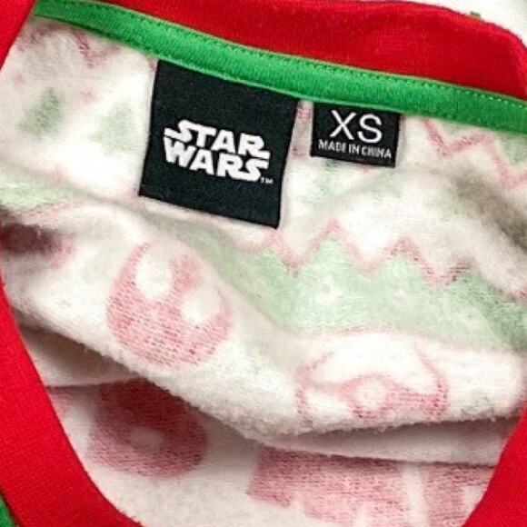 Star Wars Darth Vader Fair Isle Sweatshirt XS Holiday Red Green NWOT - Picture 5 of 9